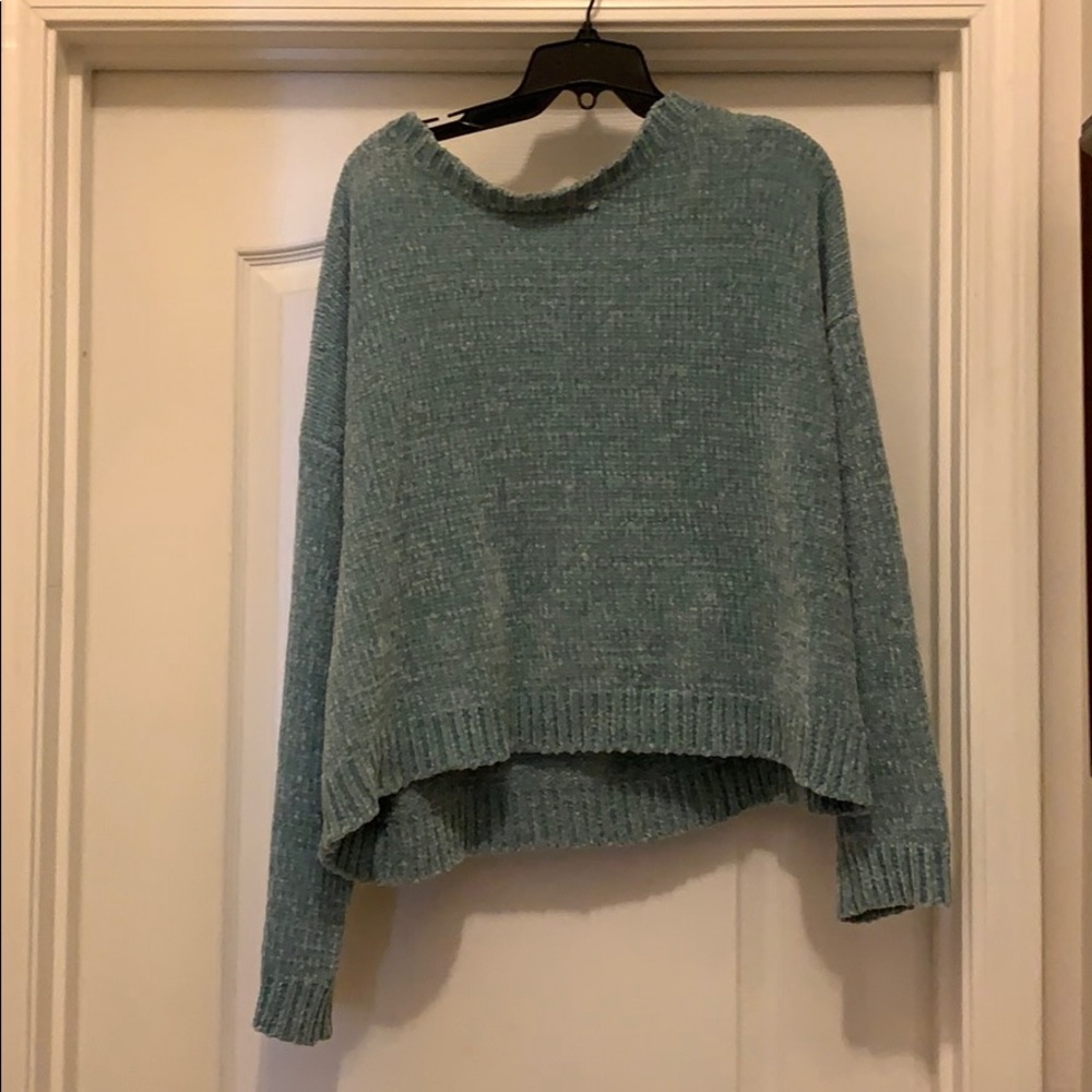 Chenille light blue cropped sweater